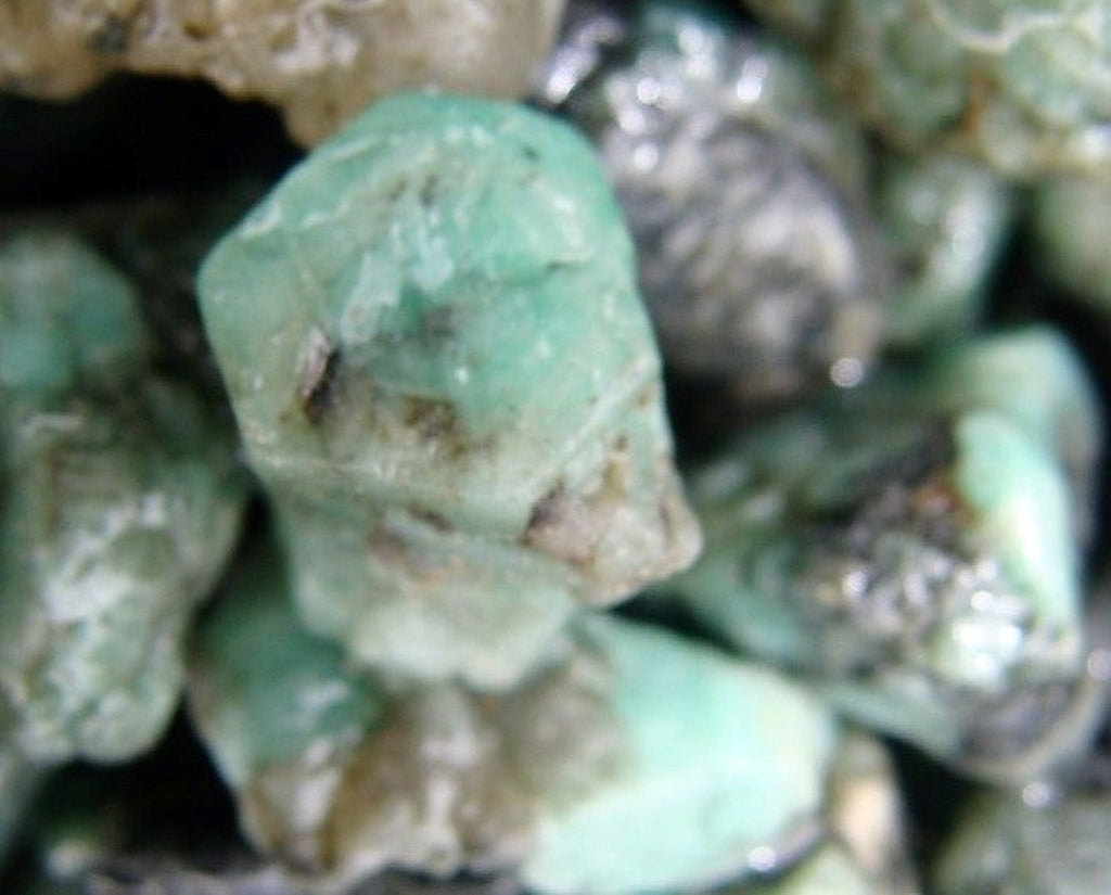 Emerald Rough Cut Colombian Natural Raw Beryl 1lb Wholesale Lot