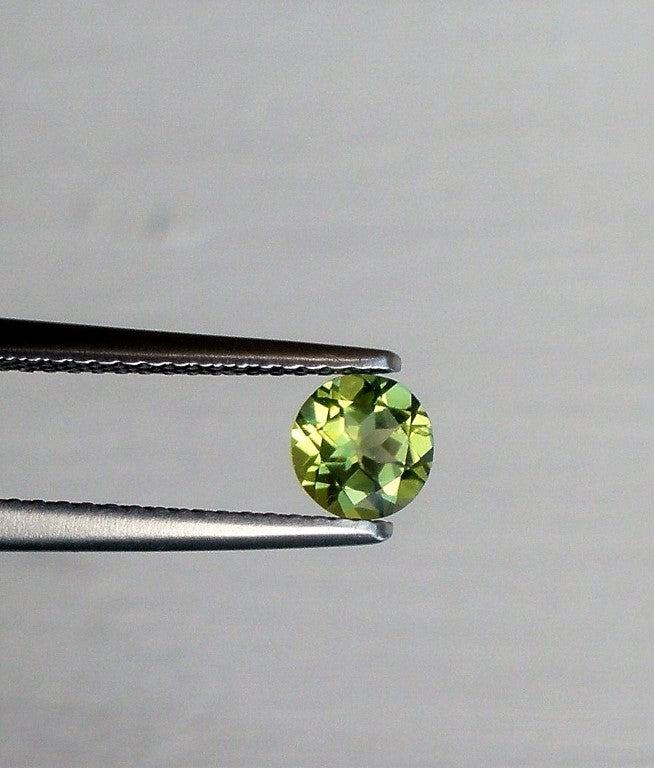 Peridot Round Cut Pakistan Gemstone Calibrated Natural Nice VS AA